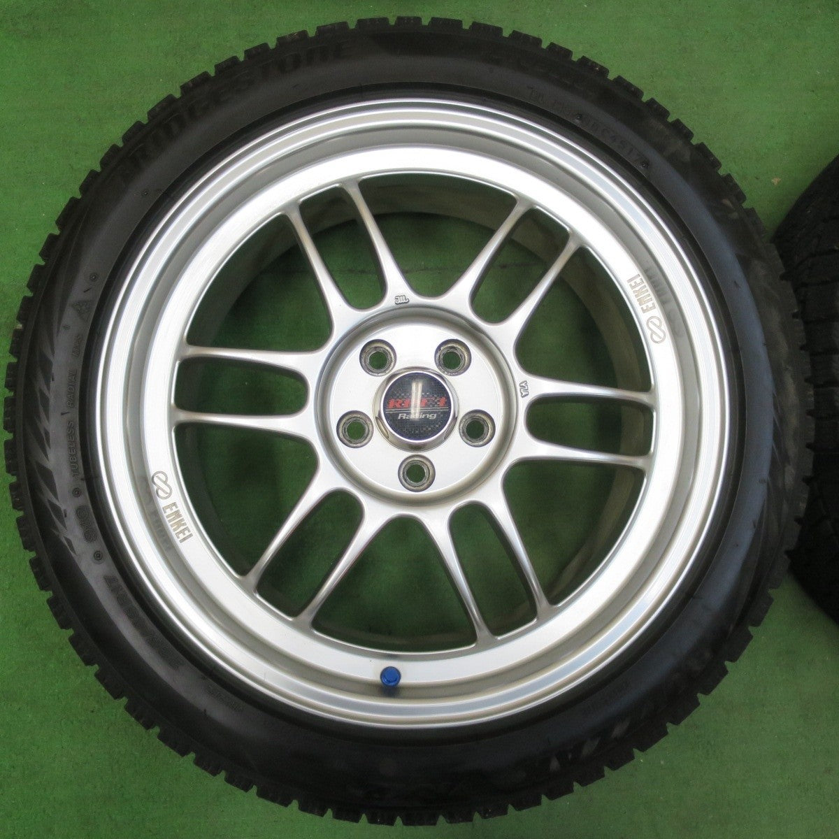 4本★ENKEI RPF1 Racing 86 BRZ 等 225/45R17 スタッドレス ブリヂストン VRX2 エンケイ PCD100/5H★5011705イス