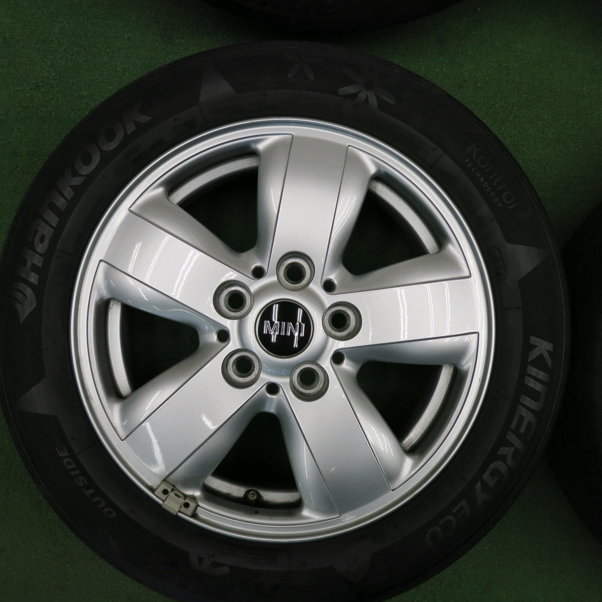 [送料無料] 4本価格★MINI F55 F56 ミニ クーパー 純正 175/65R15 ハンコック キナジー エコ 15インチ PCD112/5H★5021307TNノ