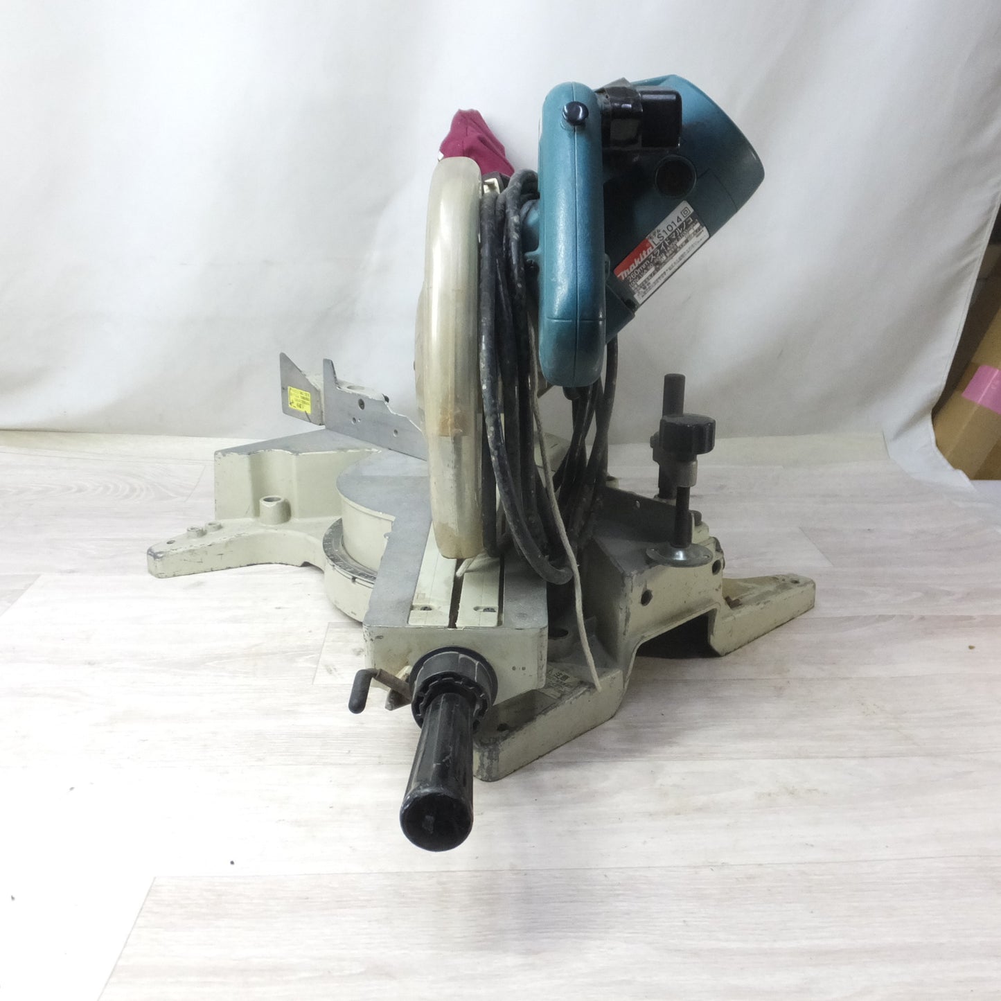 [送料無料] ◆makita マキタ 260mm スライドマルノコ LS1014 木工用 切断機 丸のこ 電動工具 100V 50/60Hz◆