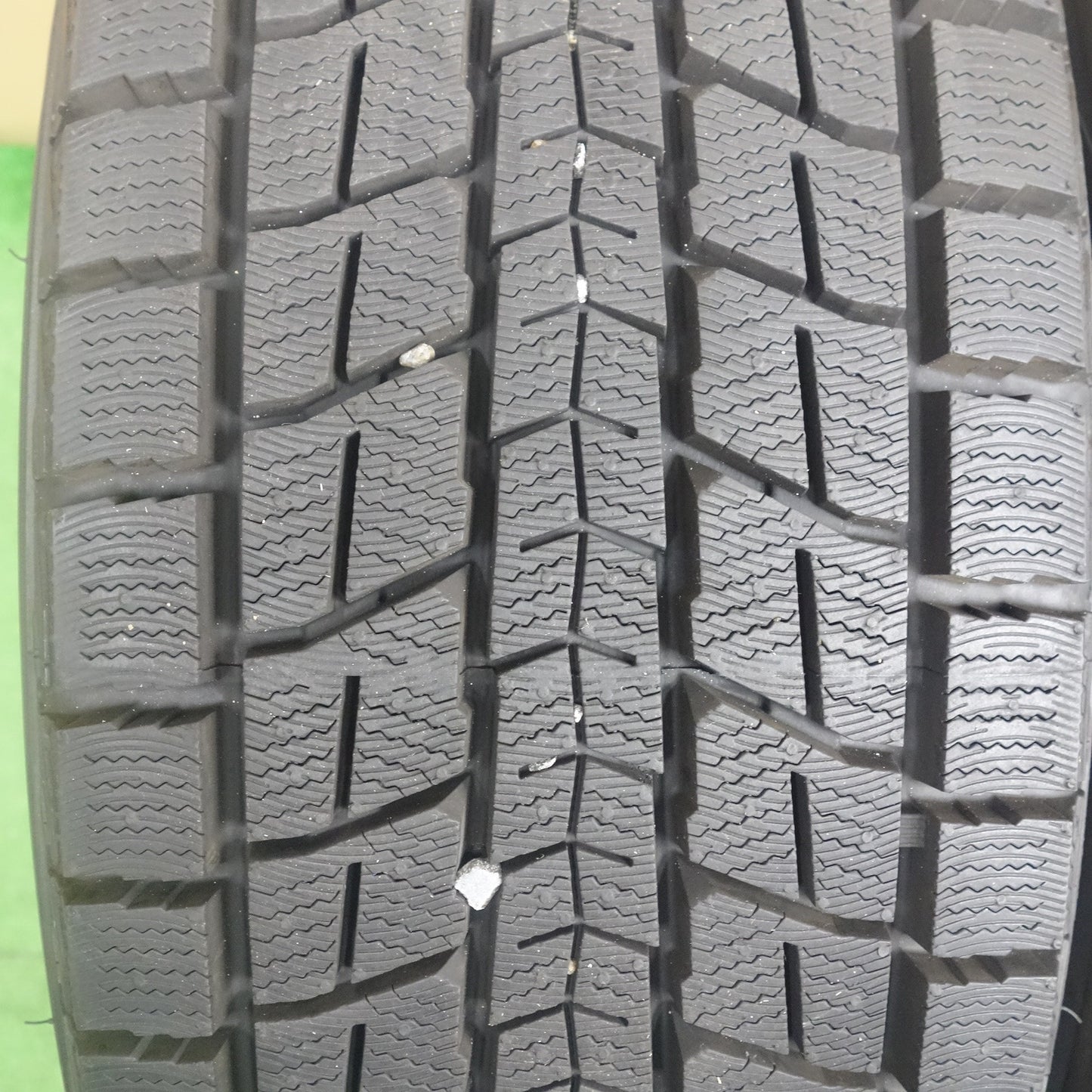 ほぼ未使用！24年！キレイ★スタッドレス 235/60R18 ダンロップ ウインターマックス SJ8 SJ8+ LONGINUS ロンギヌス 18インチ PCD114.3/5H★6041501KTス