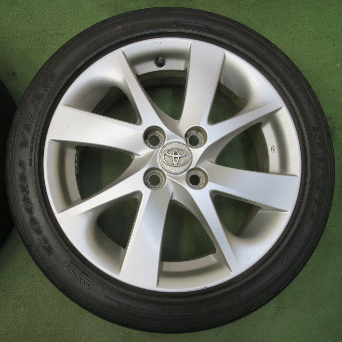 4本価格◎トヨタ NHP10 アクア ツーリング 純正 195/50R16 グッドイヤー イーグル REVSPEC RS-02 16インチ PCD100/4H◎6081901イノ