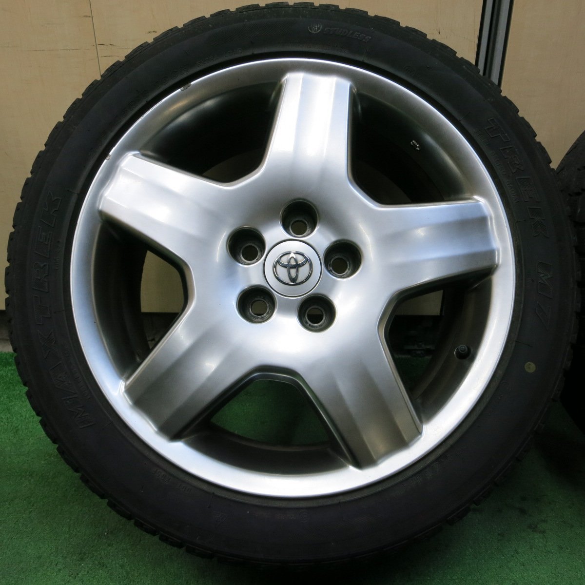 4本価格★トヨタ 30系 セルシオ 純正 245/45R18 マックストレック TREK M7 18インチ PCD114.3/5H★3080303イス