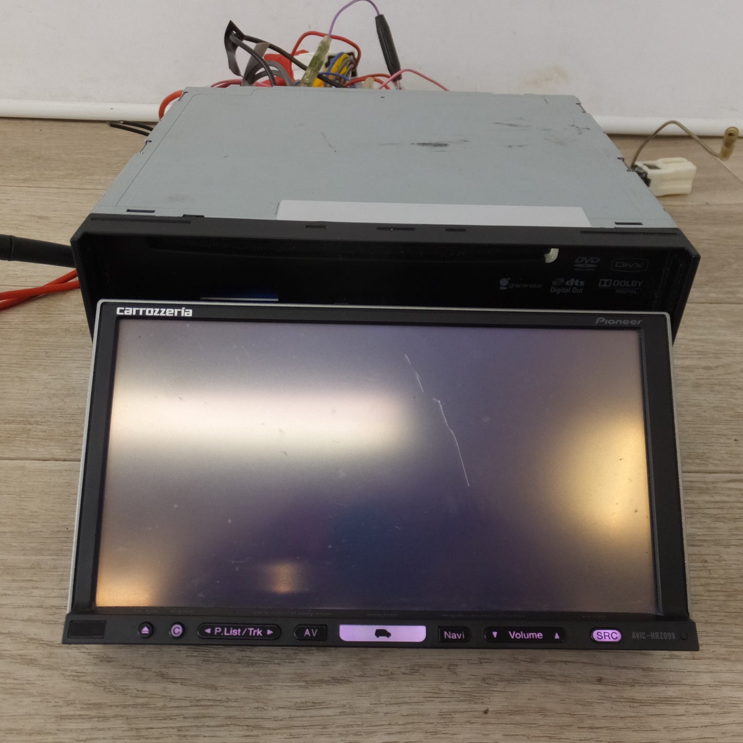 [送料無料] ★カロッツェリア carrozzeria AV一体型HDDナビゲーション 楽ナビ AVIC-HRZ099(20)★