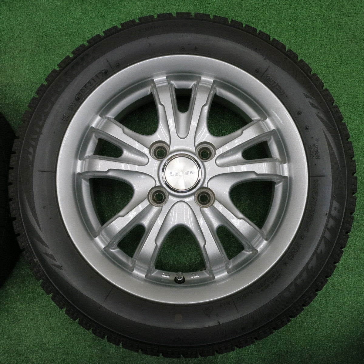[送料無料] バリ溝！キレイ！8.5分★スタッドレス 155/65R14 ブリヂストン ブリザック VRX LEBEN レーベン 14インチ PCD100/4H★4092102NJス