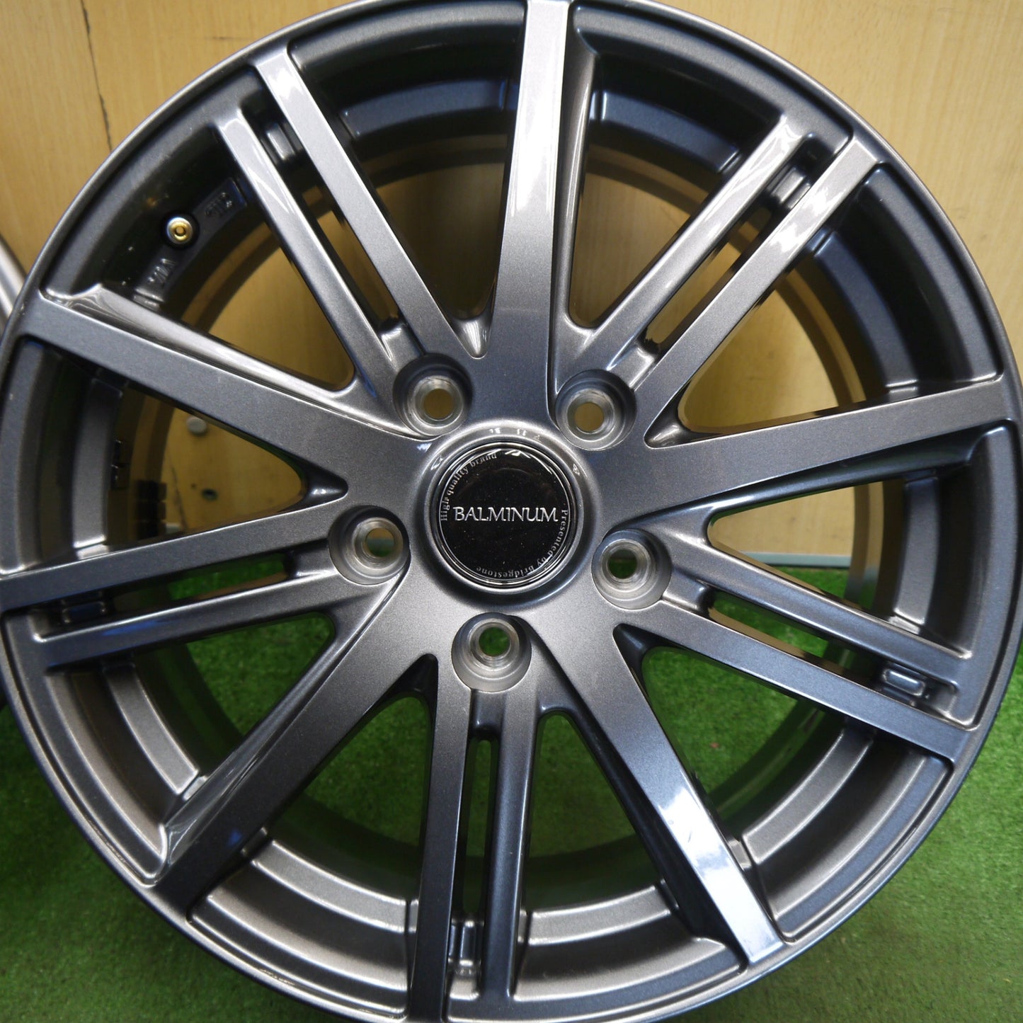 キレイ★BALMINUM BR10 バルミナ 16インチ ホイール 16×6.5J PCD114.3/5H★6042208Hホ