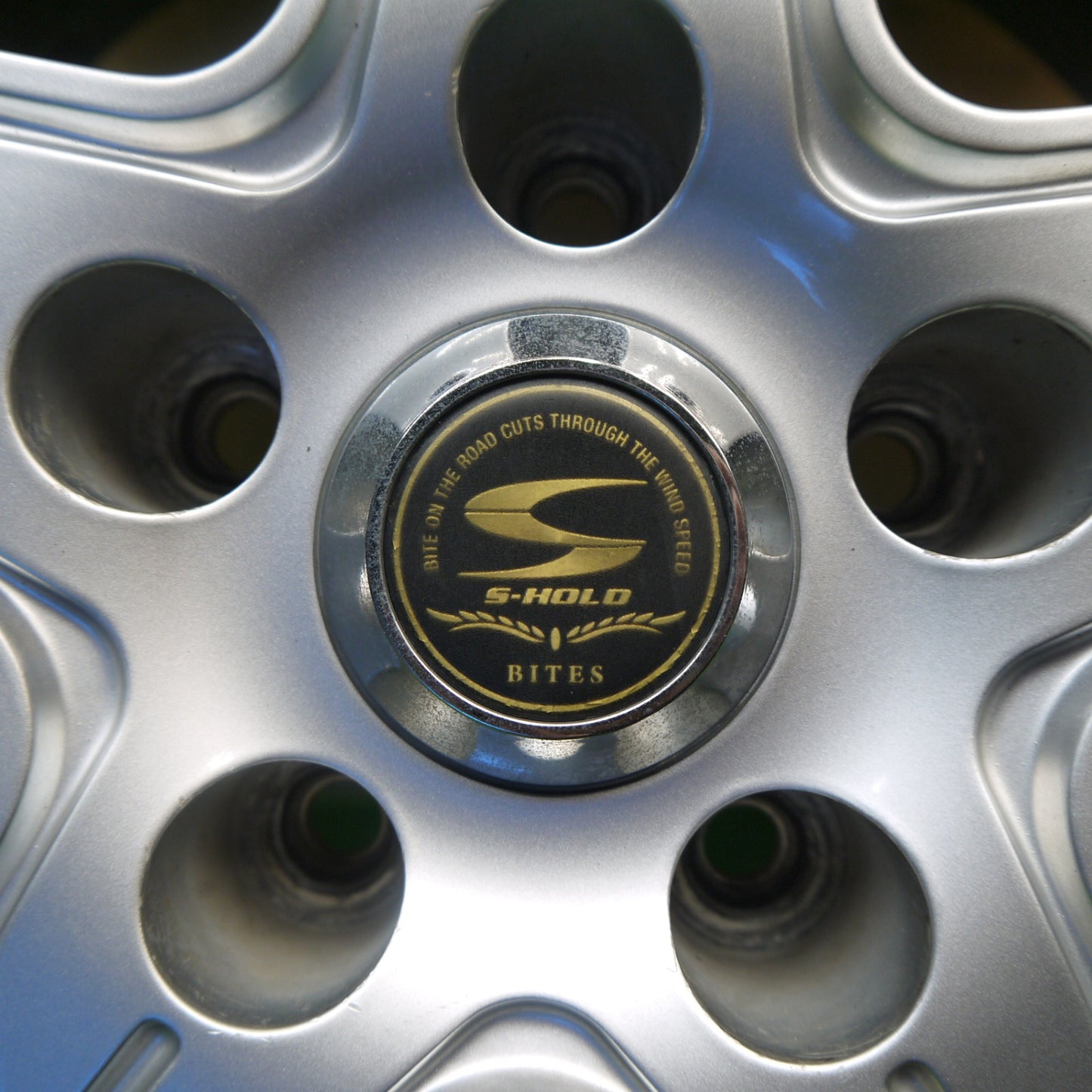 バリ溝！21年！キレイ！9分★スタッドレス 195/60R16 ミシュラン X-ICE SNOW S-HOLD BITES Sホールド 16インチ PCD114.3/5H★5102804Hス