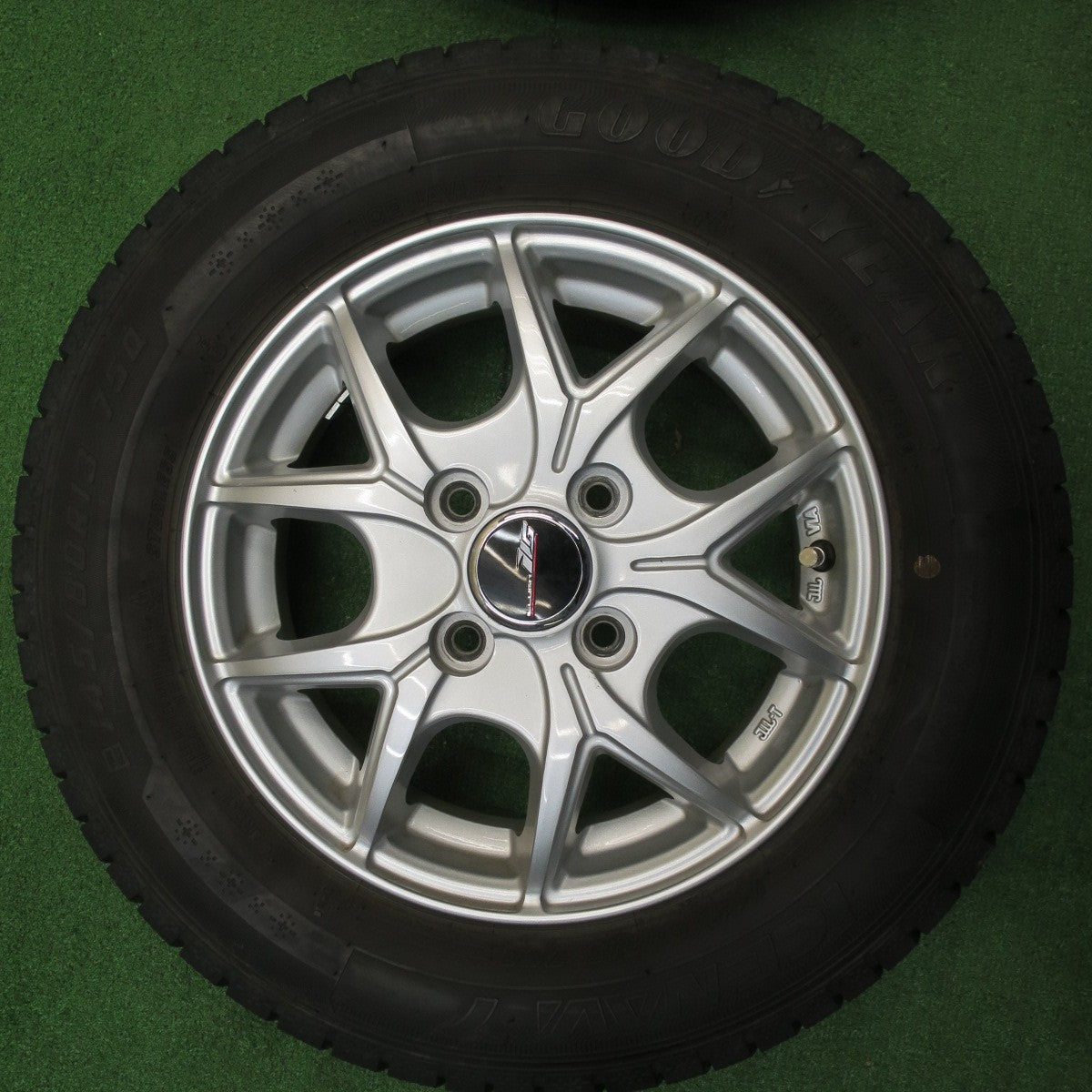 バリ溝！23年！9分★スタッドレス 145/80R13 ブリヂストン アイスナビ7 ILLUGA 社外 アルミ 13インチ PCD100/4H★5122403NJス