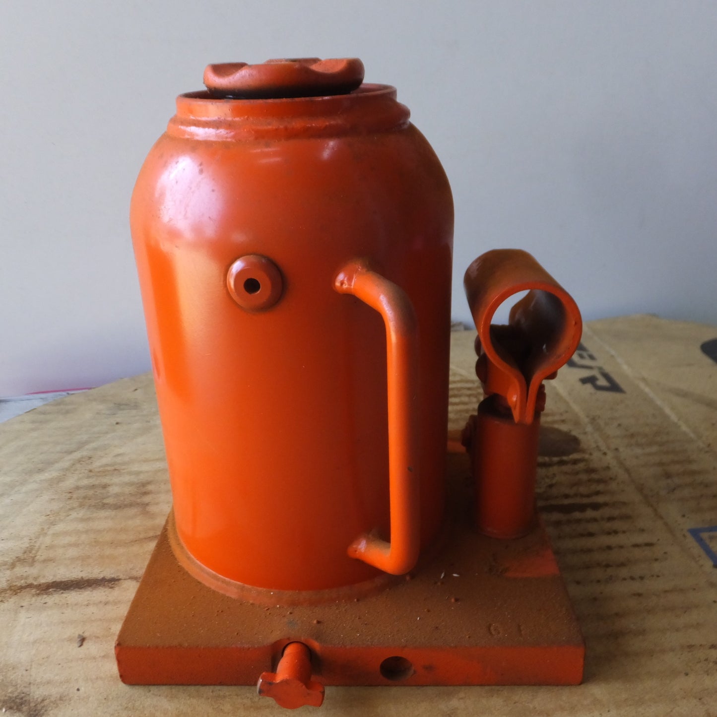 [送料無料] ◆マサダ 油圧ジャッキ HPD-10-2 工具 10TON 10ton 10トン 10000kg 油圧式 オイル だるま ダルマ 車載 自動車 点検 整備◆