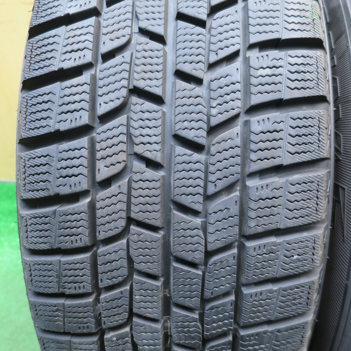 バリ溝！9分★BMW MINI 等 AFT Bertzen 225/55R17 スタッドレス グッドイヤー アイスナビ6 ベルツェン 17インチ PCD112/5H★6020904NJス