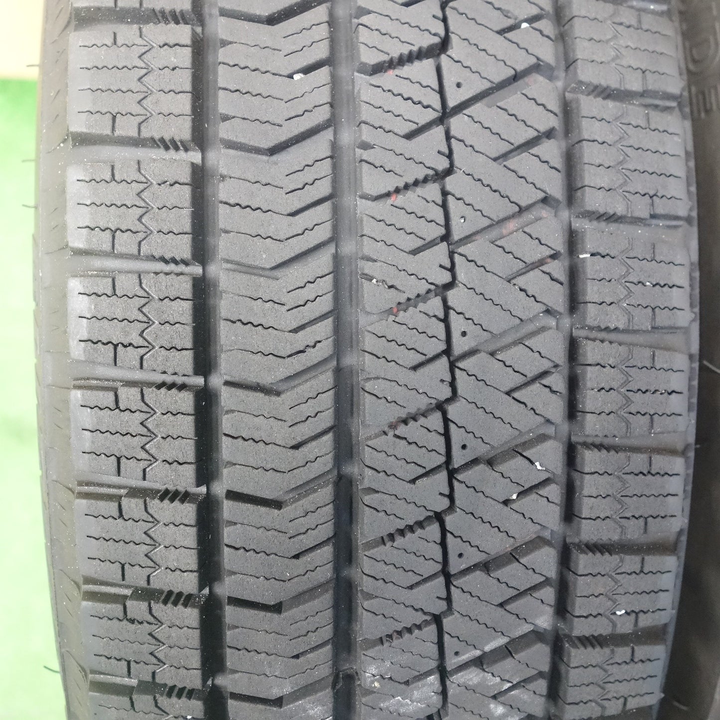 バリ溝！23年！キレイ！8.5分★スタッドレス 175/65R15 ブリヂストン ブリザック VRX2 VELVA CHARGE ヴェルヴァ 15インチ PCD100/4H★6050301KTス