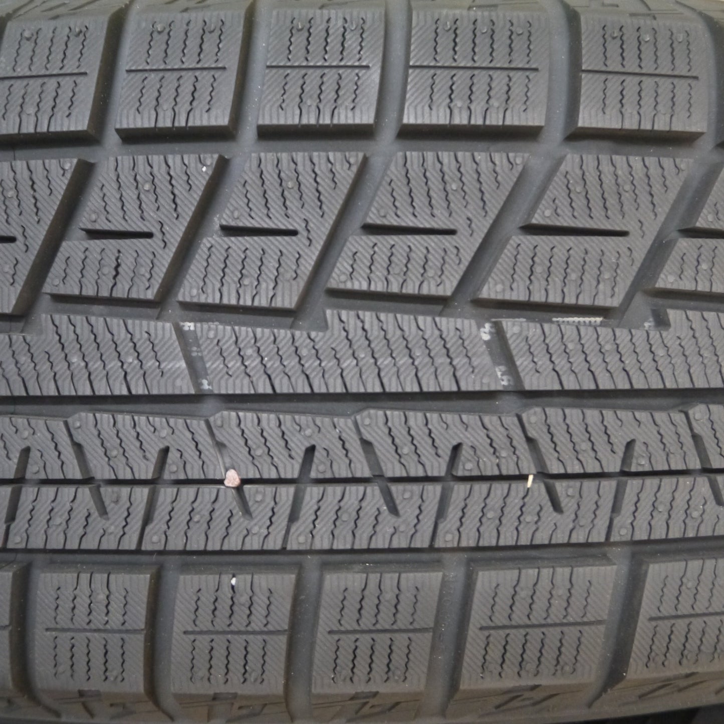 [送料無料] バリ溝！22年！キレイ！ほほ10分★スタッドレス 195/65R15 ヨコハマ アイスガード IG60 Exceeder エクシーダー 15インチ PCD100/5H★4030106Hス