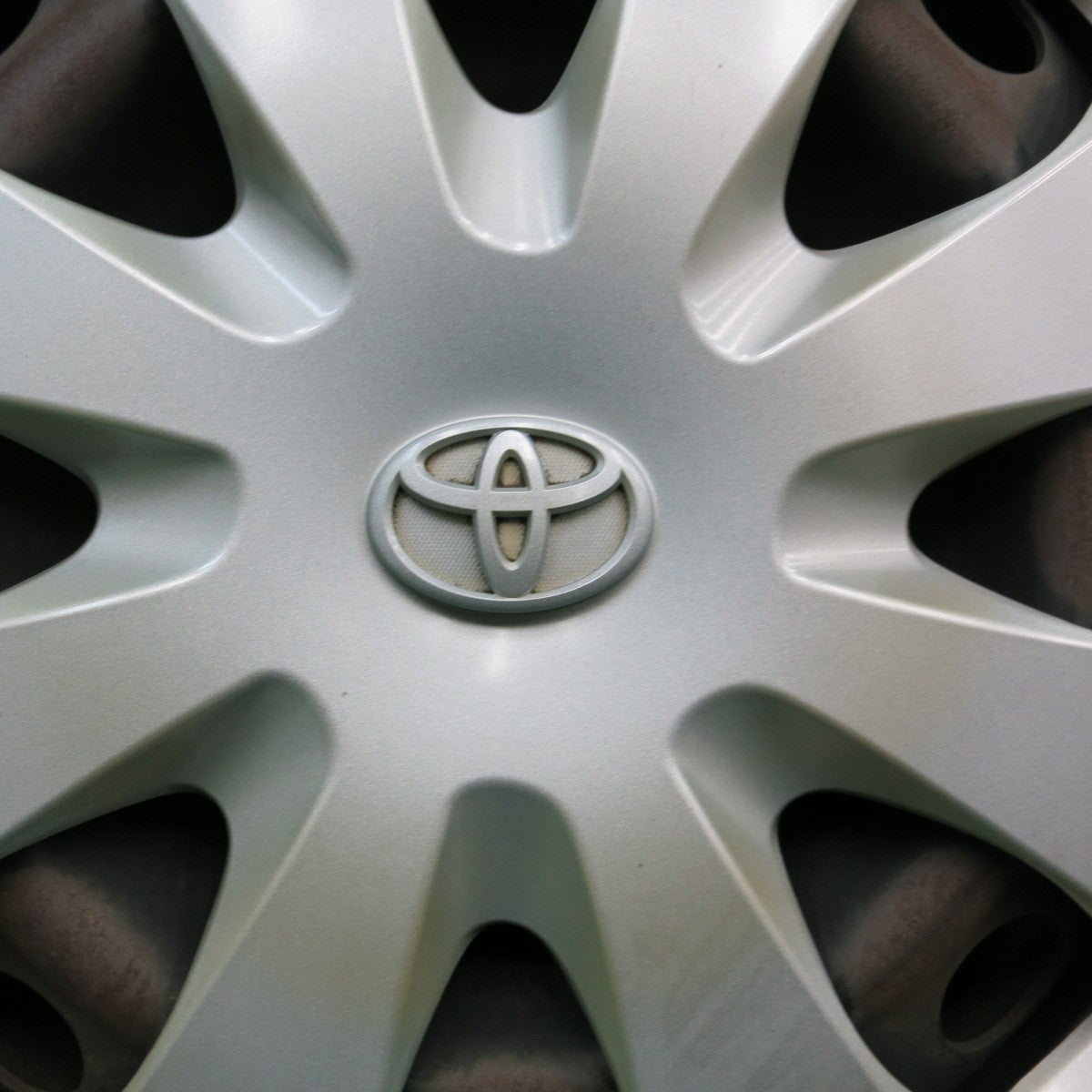 *送料無料* 超バリ溝！23年！ほぼ10分★トヨタ NHP10 アクア 純正 スチール 175/65R15 ブリヂストン NEWNO エコピア PCD100/4H★4052803ナノ