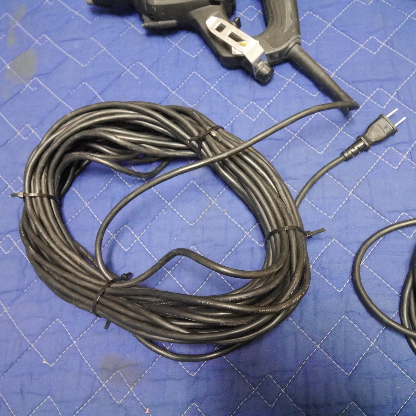 [送料無料] 2点まとめ売り☆マキタ ボード用 スクリュー ドライバ 6819 6818 電動 工具 コード式 makita 100V DIY☆