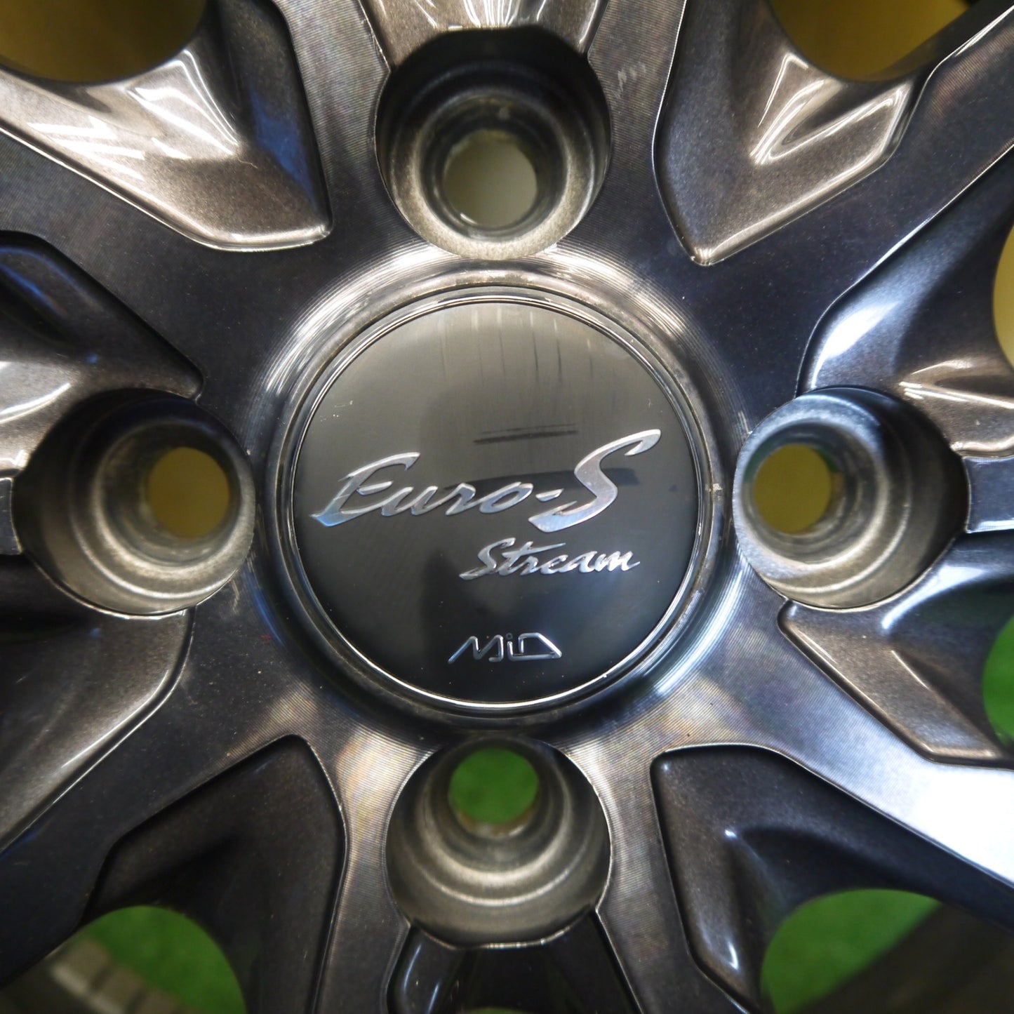 バリ溝！キレイ！9.5分◎スタッドレス 165/65R14 ダンロップ ウインターマックス WM02 Euro-S Stream MiD 14インチ ハスラー ルーミー タンク 等 PCD100/4H◎6071403Hス