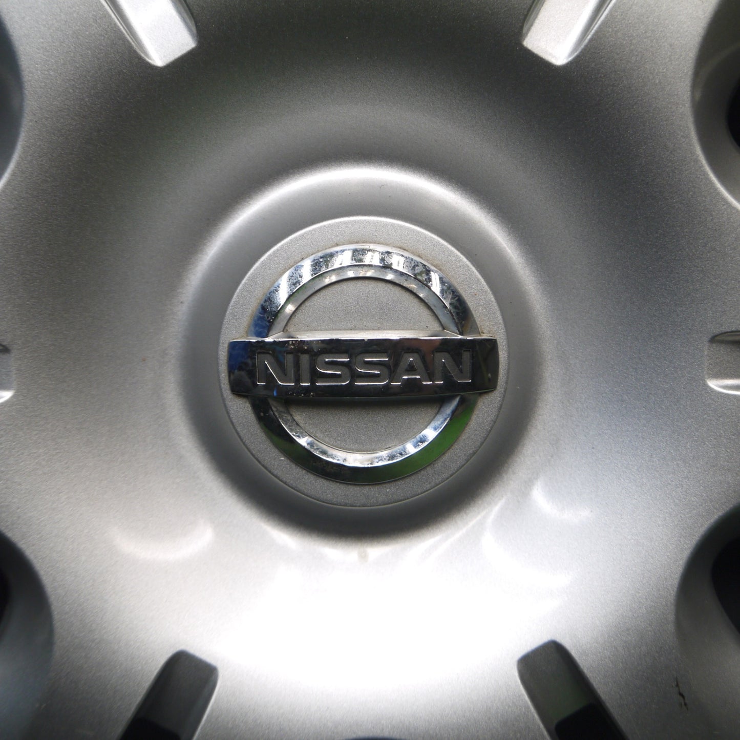 [送料無料] バリ溝！キレイ！8.5分★日産 キャラバン 純正 スタッドレス 195/80R15 107/105L トーヨー デルベックス 934 DELVEX 15インチ PCD139.7/6H★5012910Hス