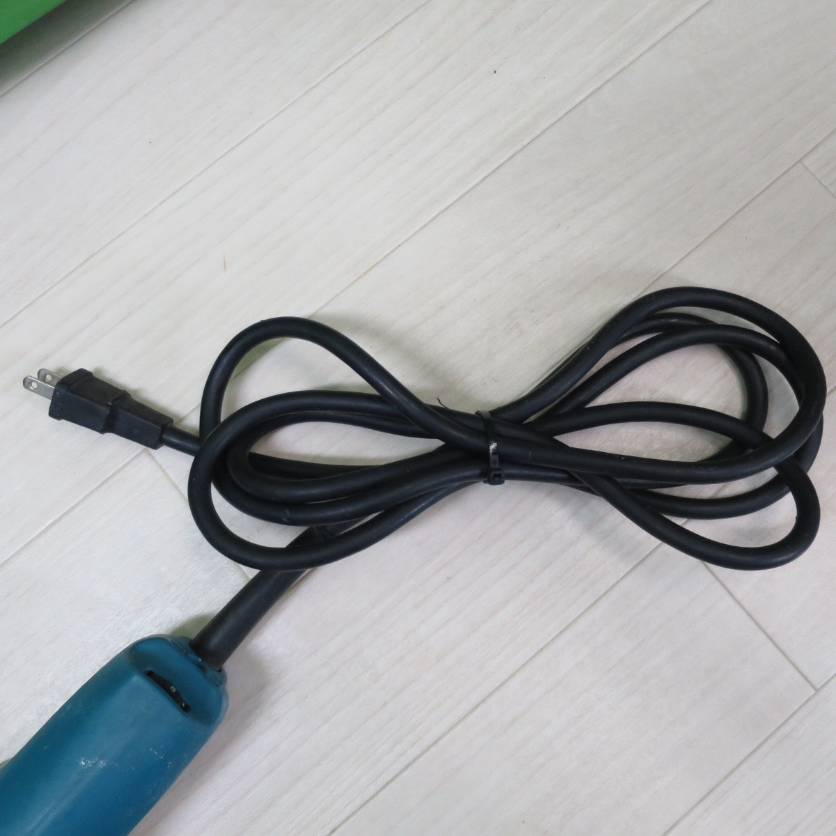 [送料無料] ☆マキタ マルチ ツール TM3010CT 電動 工具 コード式 100V 切断 剥離 研削 makita☆
