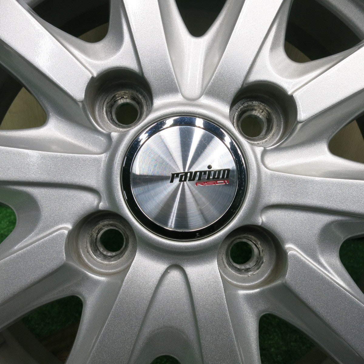 [送料無料] バリ溝！22年！キレイ！9分★スタッドレス 155/65R14 グッドイヤー アイスナビ8 ravrion RS01 ラブリオン 14インチ PCD100/4H★4120612TNス