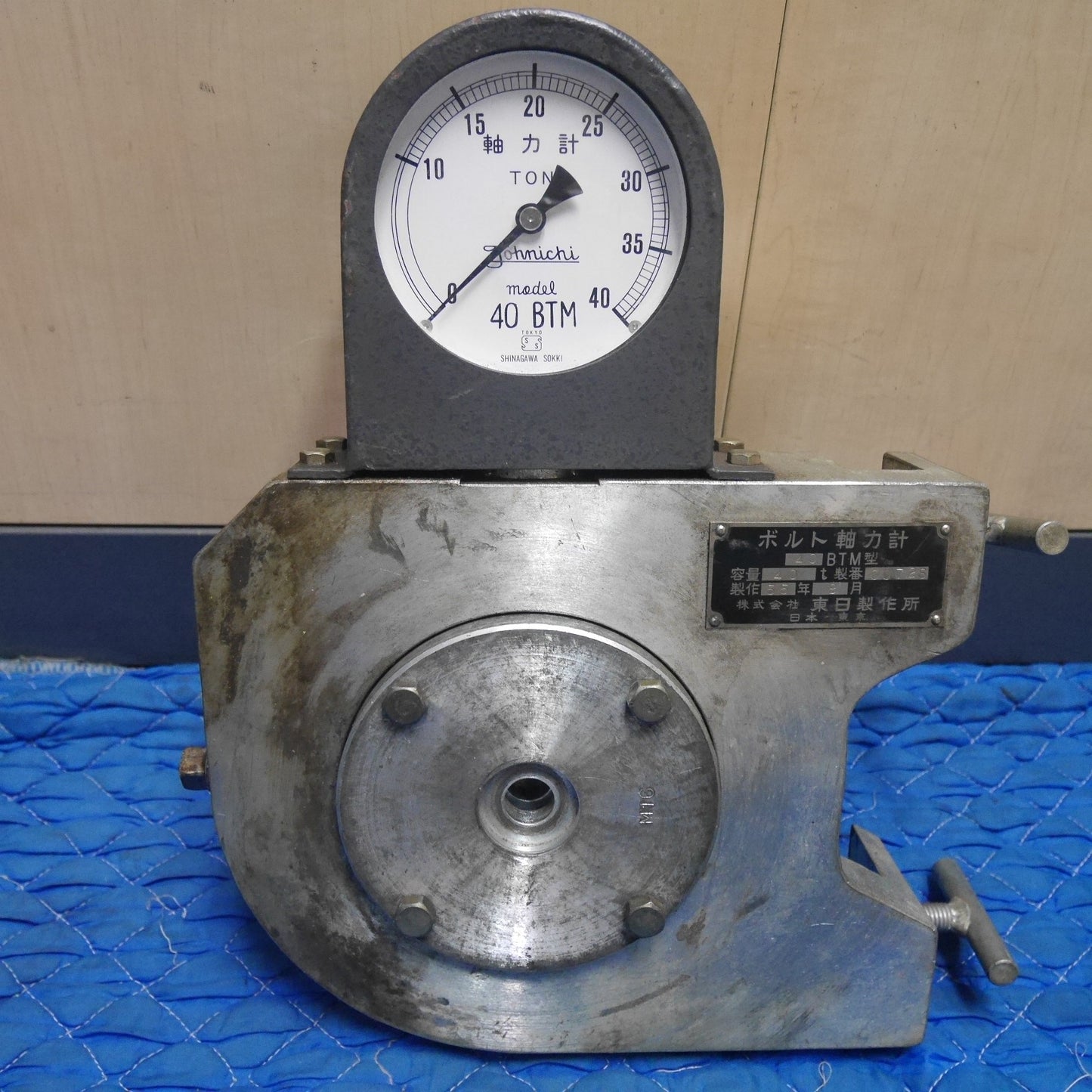 [送料無料] 付属品付き☆東日製作所 ボルト 軸力計 40BTM 型 容量40ton プレート付き☆