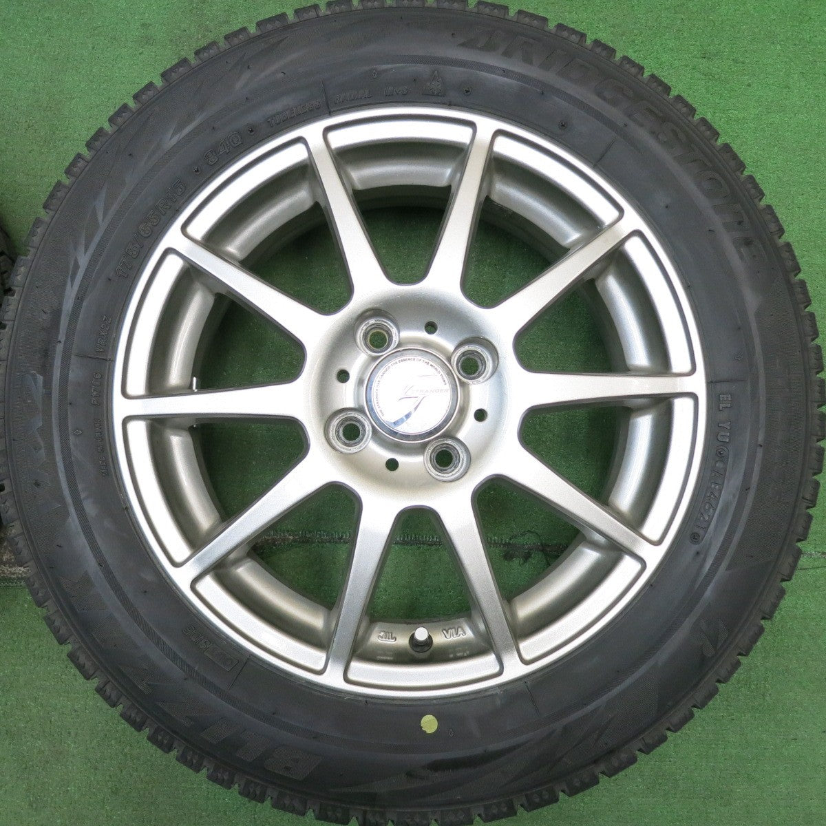 4本価格！21年★スタッドレス 175/65R15 ブリヂストン ブリザック VRX2 STRANGER ストレンジャー 15インチ PCD100/4H★5060714HAス
