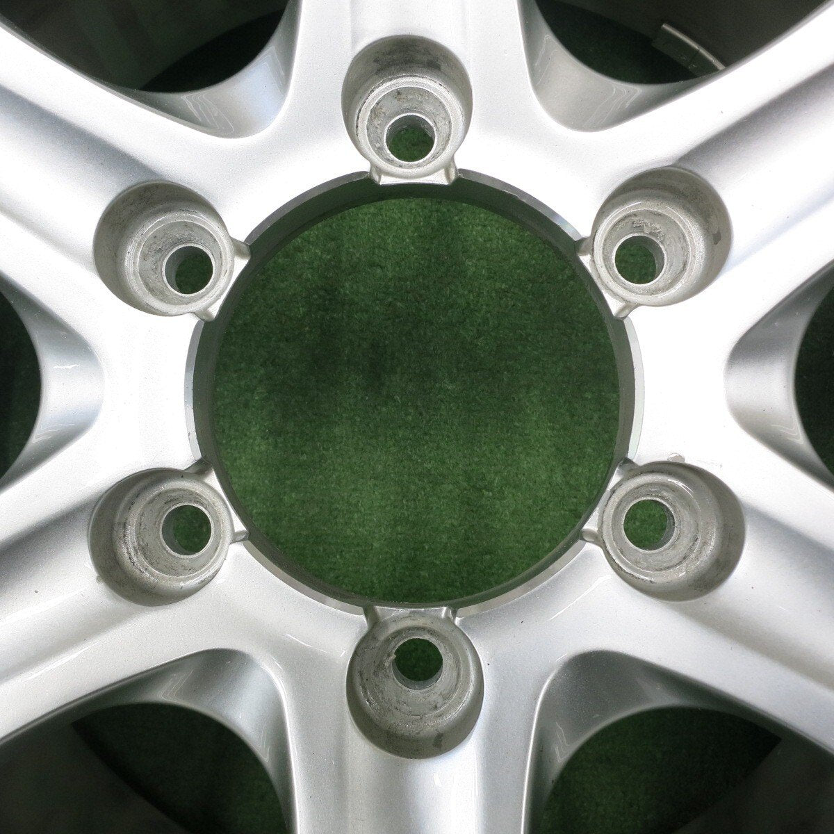 バリ溝！キレイ！9.5分★KEELER 265/70R16 スタッドレス ブリヂストン ブリザック DM-Z3 キーラー 16インチ PCD139.7/6H★5010702NJス