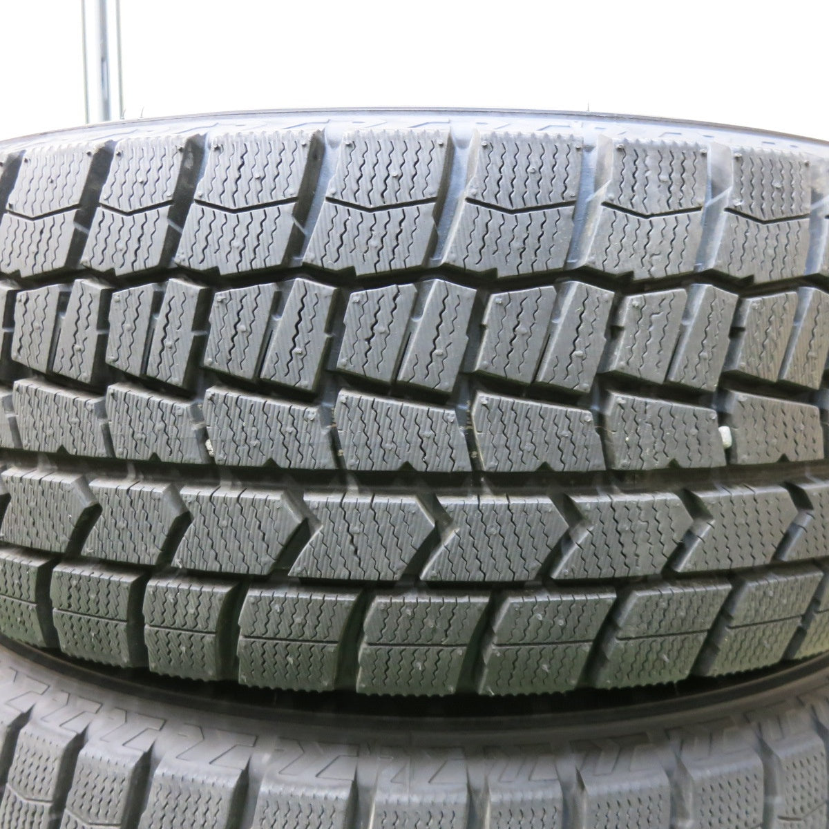 [送料無料] バリ溝！23年！キレイ！ほぼ10分★スタッドレス 205/65R16 ダンロップ ウインターマックス WM02 DUFACT デュファクト 16インチ PCD114.3/5H★4122502SYス