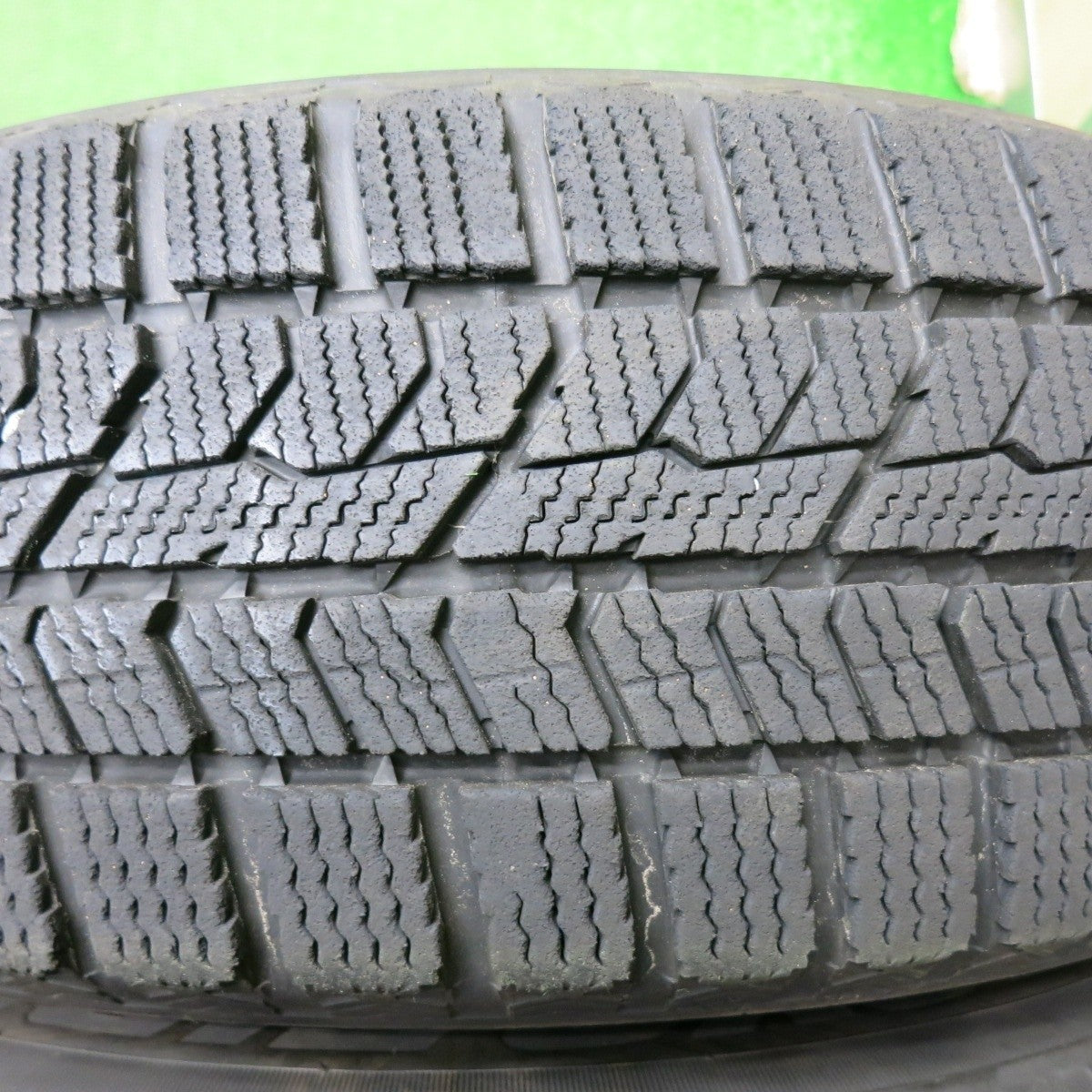 バリ溝！キレイ！8.5分★スタッドレス 175/65R15 トーヨー オブザーブ GIZ2 D.O.S. DOS 15インチ PCD100/4H★5010202NJス