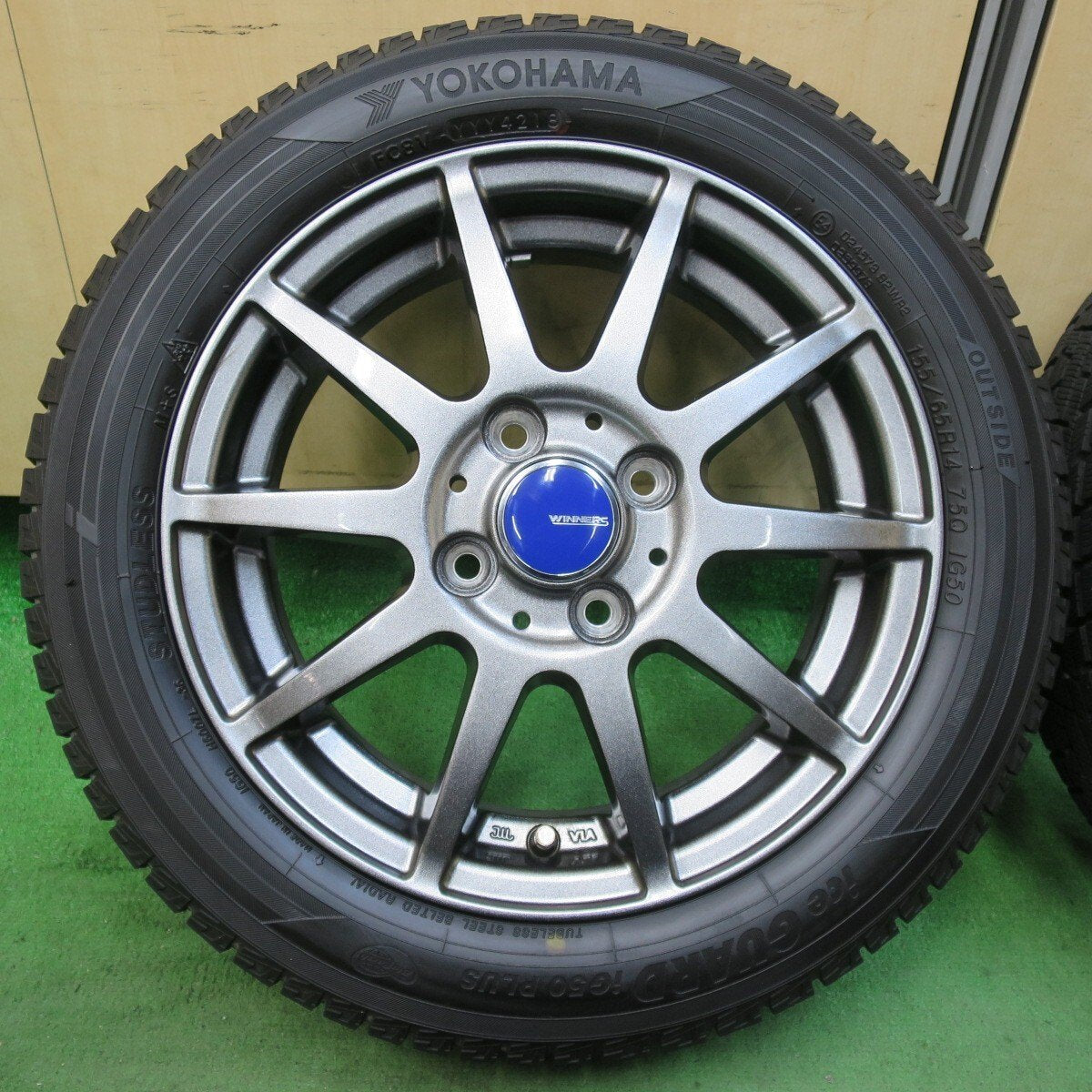 バリ溝！キレイ！9.5分以上★スタッドレス 155/65R14 ヨコハマ アイスガード iG50 プラス WINNERS ウィナーズ 14インチ PCD100/4H★5022411イス