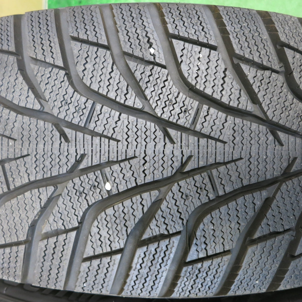 ほぼ未使用！24年！キレイ★スタッドレス 215/60R16 ハンコック ウインター アイセプト IZ3 SPORT ABELIA スポルト アベリア 16インチ PCD114.3/5H★5120610HAス