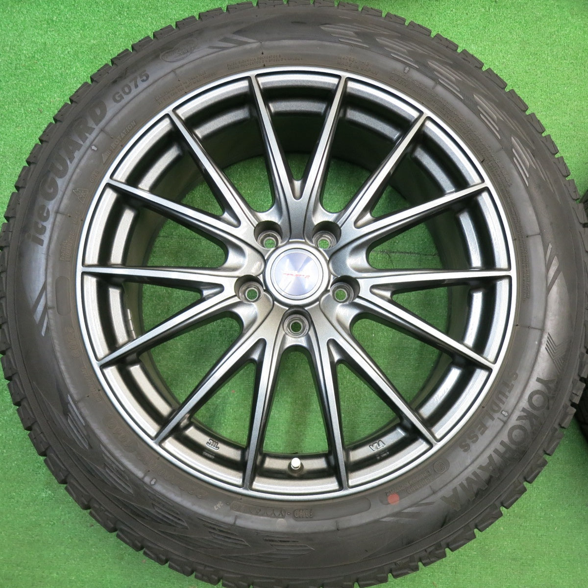 バリ溝！キレイ！9.5分★スタッドレス 225/60R18 ヨコハマ アイスガード G075 VELVA SPORTZ ヴェルヴァ 18インチ PCD114.3/5H★5122508HAス