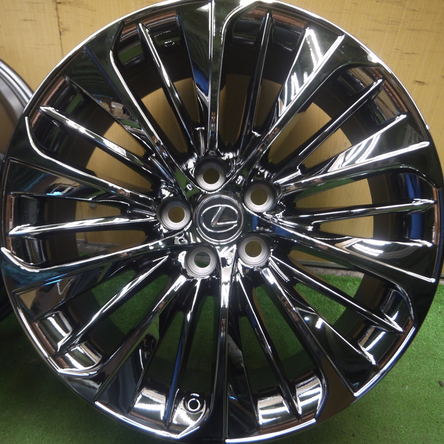 *送料無料* 新車外し★レクサス LS500h 純正 OP ノイズリダクション ホイール 20インチ 20×8.5J PCD120/5H★4042205Hホ