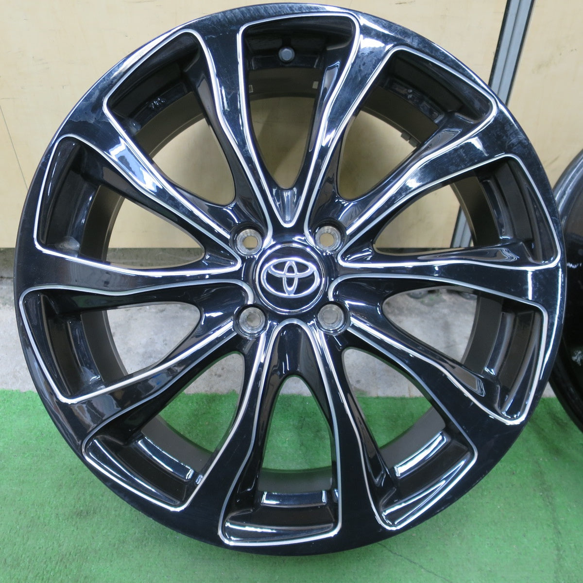 4本価格◎トヨタ ライズ ダイハツ ロッキー 純正 オプション BALMINUM T10 バルミナ ホイール 17インチ 17×6J PCD100/4H◎6082201NGホ