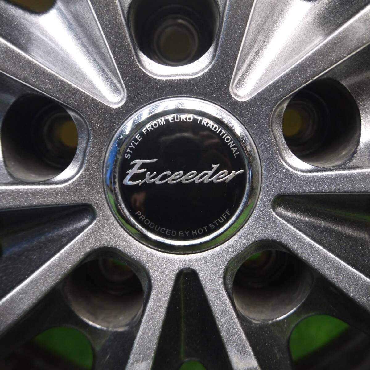 バリ溝！21年！キレイ！9分★スタッドレス 215/60R17 ブリヂストン ブリザック VRX2 Exceeder エクシーダー 17インチ PCD114.3/5H★5013108Hス