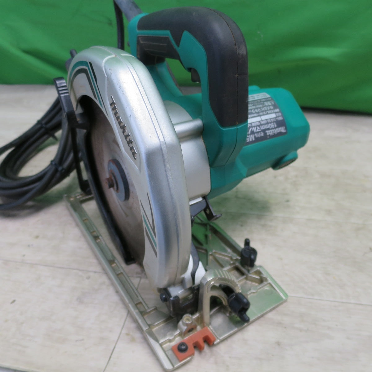[送料無料] キレイ☆マキタ 190mm 電気 マルノコ 100V M585 丸のこ 丸鋸 丸ノコ 木工 電動 工具☆