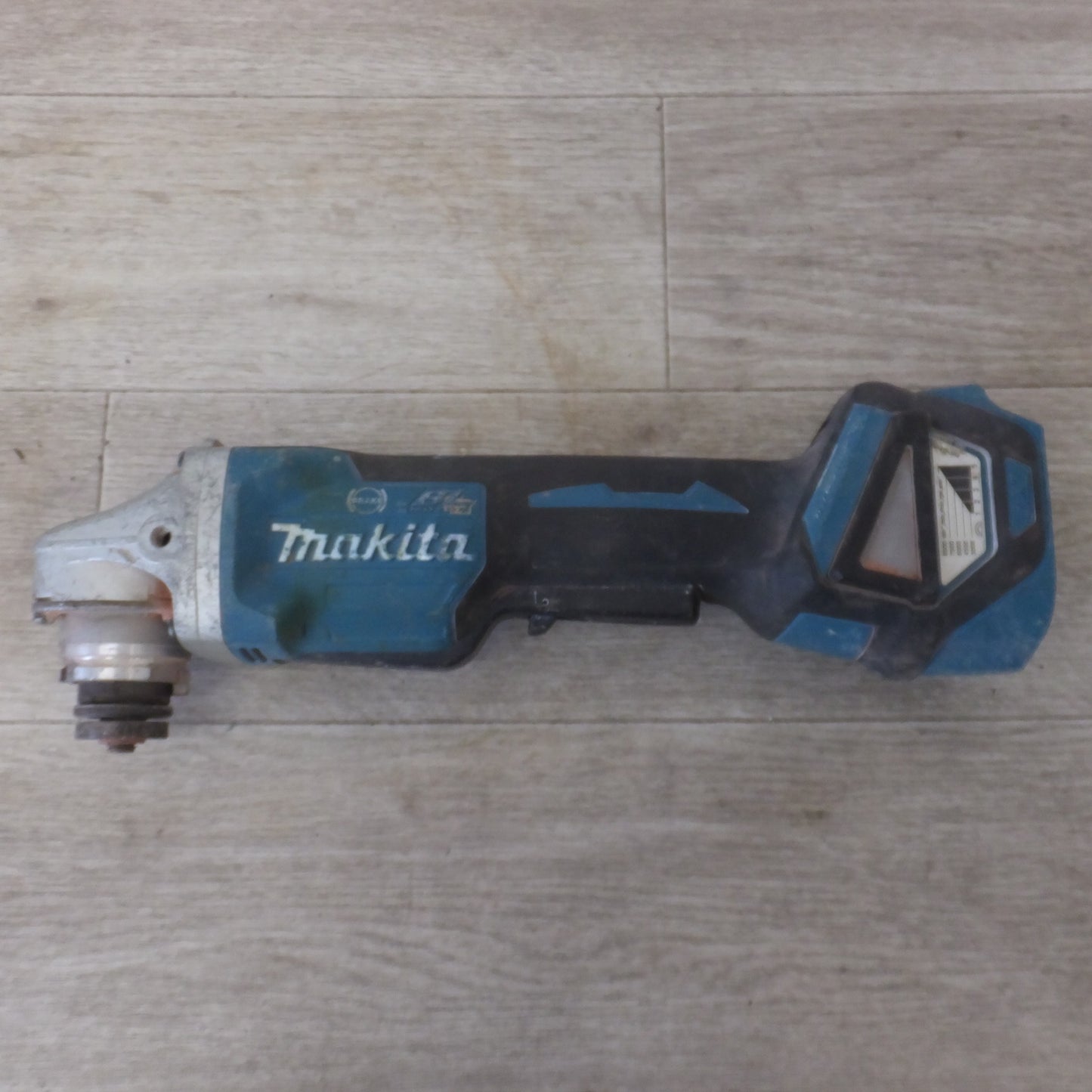 [送料無料] ★マキタ makita 100mm 充電式ディスクグラインダ GA418D 18V 本体のみ★
