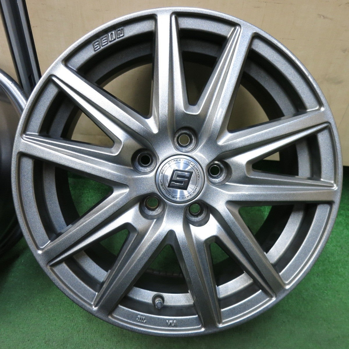 4本価格★プリウス 等 SEIN ザイン 15インチ ホイール 15×6J PCD100/5H★5032109SYホ