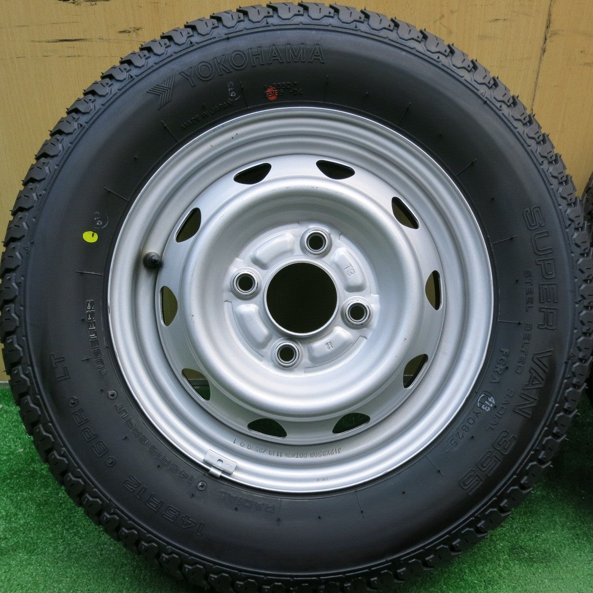タイヤ未使用！25年！キレイ★145R12 6PR ヨコハマ SUPER VAN 355 スチール ホイール 12インチ スーパー バン PCD100/4H★5051605AKノ