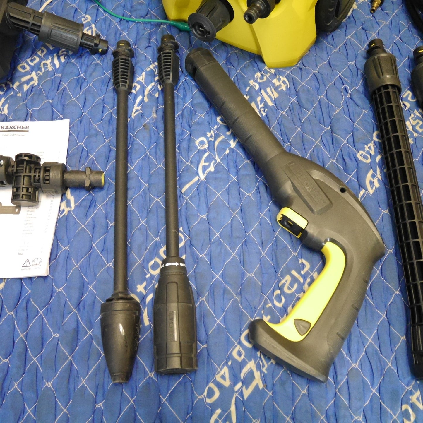 [送料無料] キレイ！付属品付き☆KARCHER ケルヒャー 家庭用 高圧 洗浄機 K3 サイレント ベランダ K3 SILENT 洗浄 清掃 掃除 洗車☆