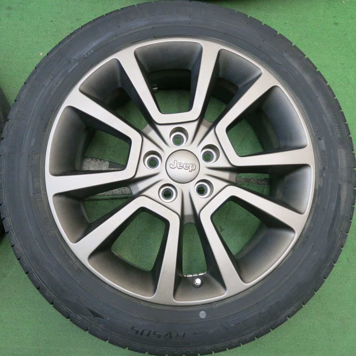 バリ溝！23年！9.5分★ジープ コンパス リミテッド 純正 215/55R18 ダンロップ エナセーブ RV505 18インチ PCD114.3/5H★5100508HAノ
