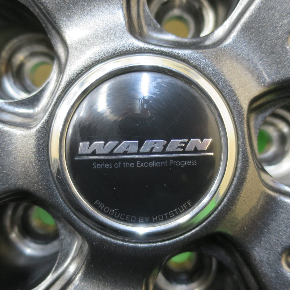 [送料無料] 超バリ溝！21年！キレイ！ほぼ10分★スタッドレス 225/60R17 ヨコハマ アイスガード iG60 WAREN ヴァーレン 17インチ PCD114.3/5H★4112301イス
