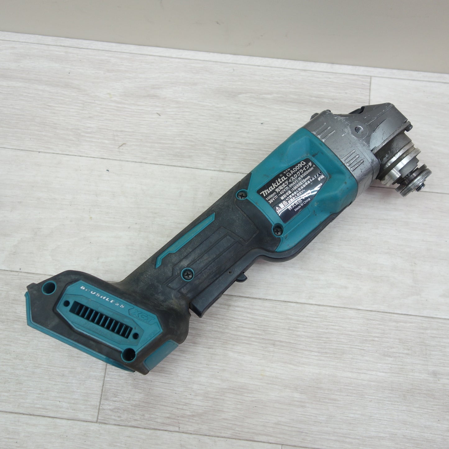 [送料無料] ☆マキタ 100mm 充電式 ディスクグラインダー GA009G 電動 工具 研摩 研磨 機 makita☆