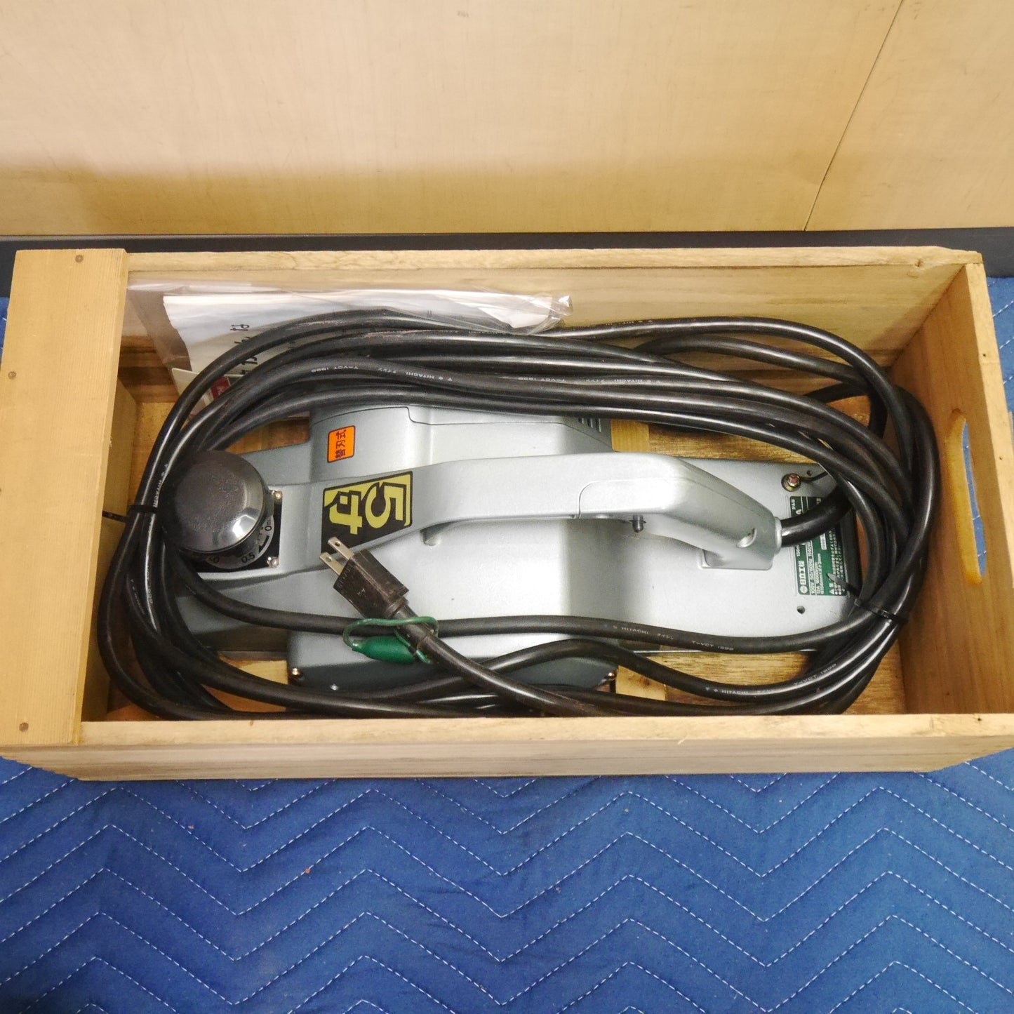 [送料無料] 替刃付き☆日立 156mm かんな P50SA カンナ 鉋 電動 工具 研摩 研磨 機 切削 コード式 100V HITACHI ジャンク品☆
