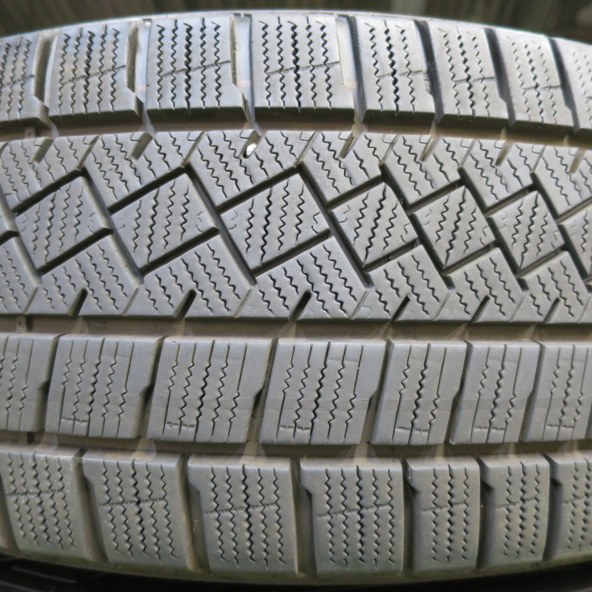 *送料無料* キレイ！22年★スタッドレス 215/60R16 ピレリ アイス ゼロ アシンメトリコ DILETTO ディレット 16インチ PCD114.3/5H★4072702イス