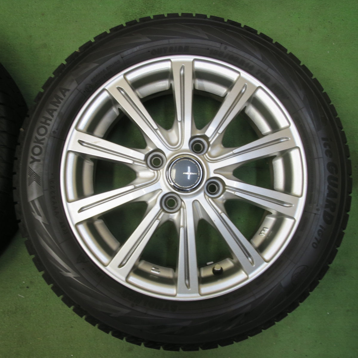 バリ溝！22年！キレイ！8.5分★スタッドレス 155/65R14 ヨコハマ アイスガード iG70 MiLLOUS ミルアス 14インチ PCD100/4H★5100202イス