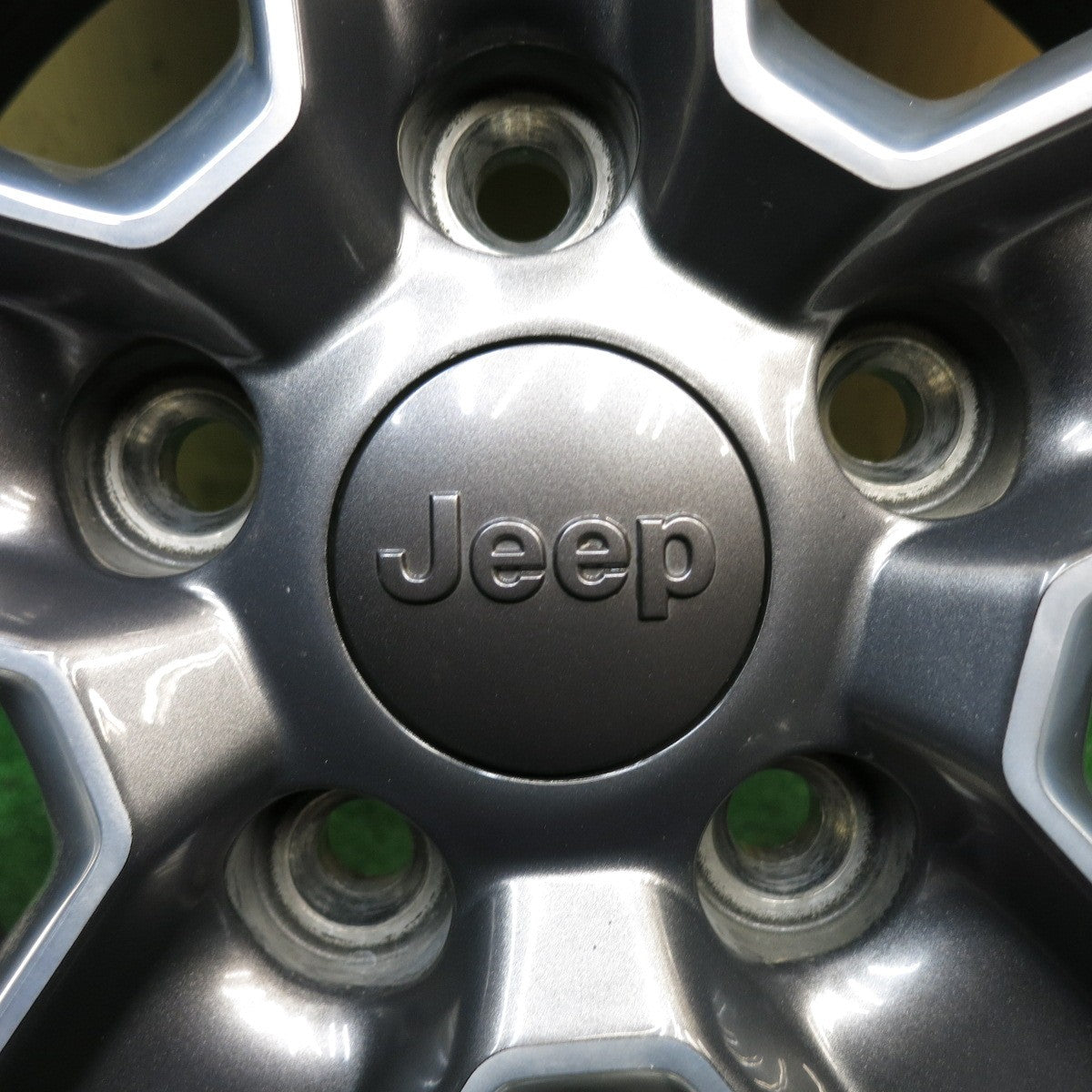 キレイ！22年◎JEEP ジープ JL ラングラー アンリミテッド サハラ 純正 255/70R18 ブリヂストン デューラー H/T 685 18インチ PCD127/5H◎6091105KKノ