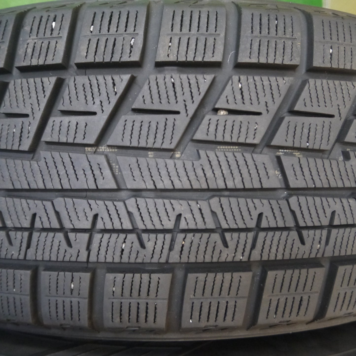 [送料無料] バリ溝！21年！9.5分★ワーゲン ヴァナゴン 70ACU 純正 スチール 205/65R15 スタッドレス ヨコハマ アイスガード iG60 15インチ PCD112/5H★5012803Hス