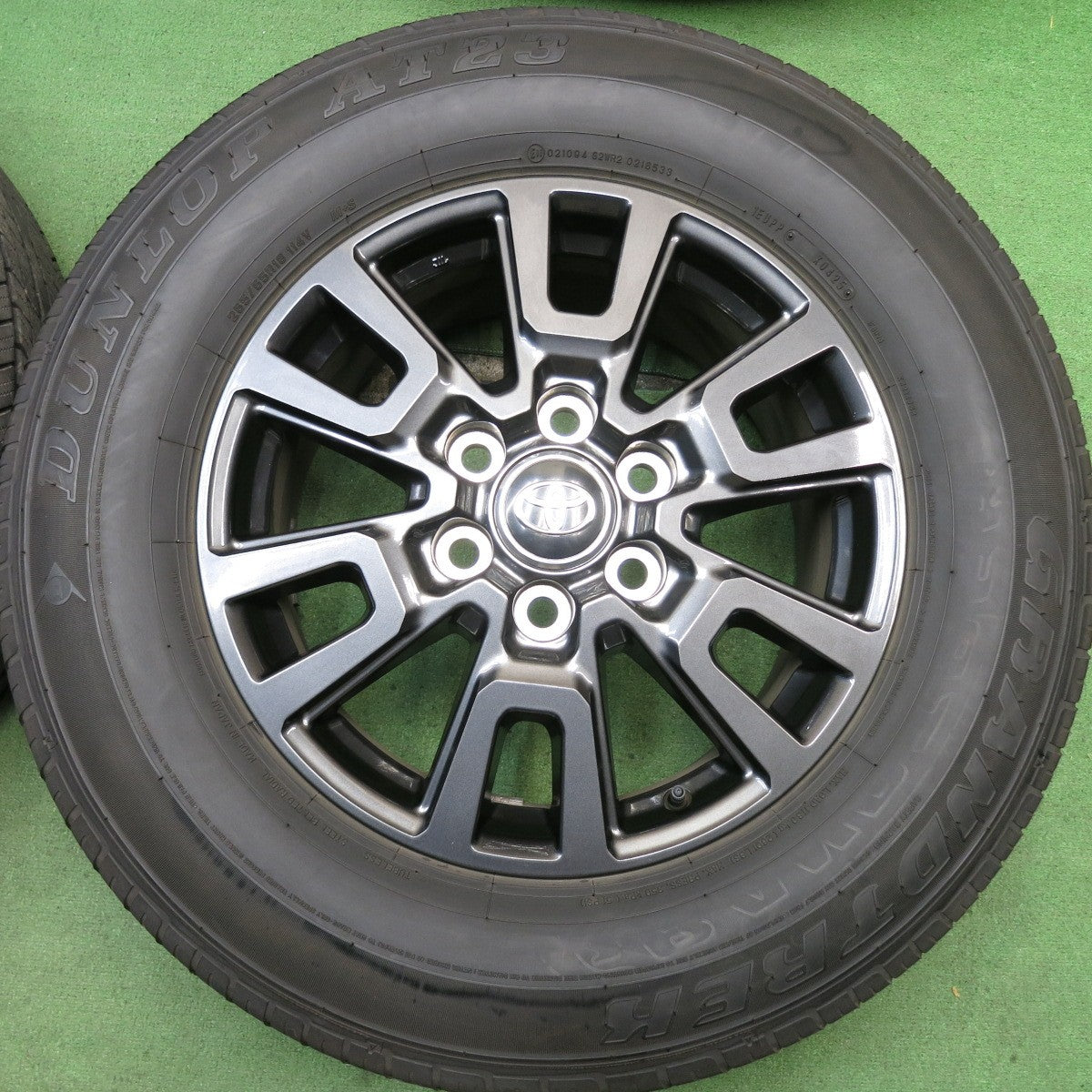 バリ溝！25年！キレイ！9分◎トヨタ ランクル 250 VX 純正 265/65R18 ダンロップ AT23 グラントレック 18インチ PCD139.7/6H◎6083004HAノ