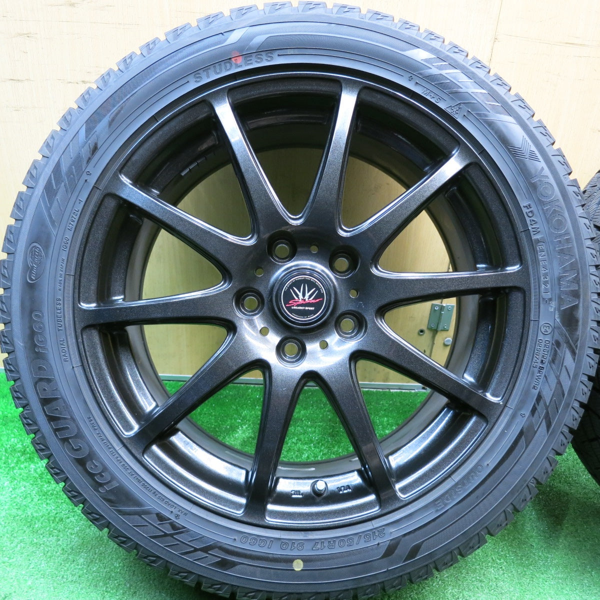 ほぼ未使用！21年！キレイ★LOXARNY SPORT BADX 215/50R17 スタッドレス ヨコハマ アイスガード iG60 ロクサーニ スポーツ 17インチ PCD114.3/5H★5121103HAス