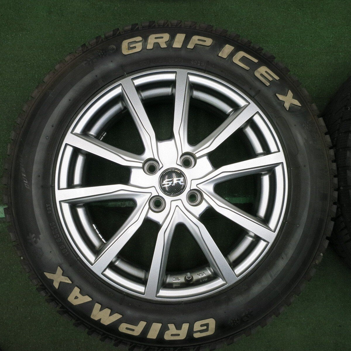 バリ溝 21年 綺麗 約10分★スタッドレス 195/65R16 グリップマックスGRIPICEX ホワイトレター STRANGER PCD100/4H★4051001NJス