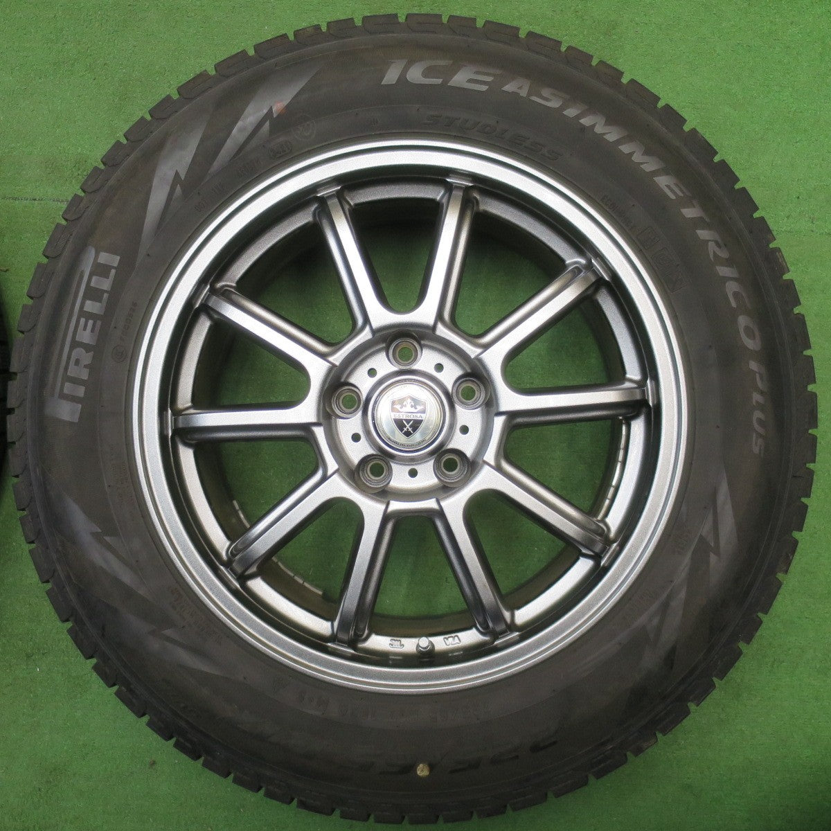 バリ溝！キレイ！9分★スタッドレス 225/65R17 ピレリ アイスアシンメトリコ プラス ESTROSA C25 エステローザ 17インチ PCD114.3/5H★6041602NJス