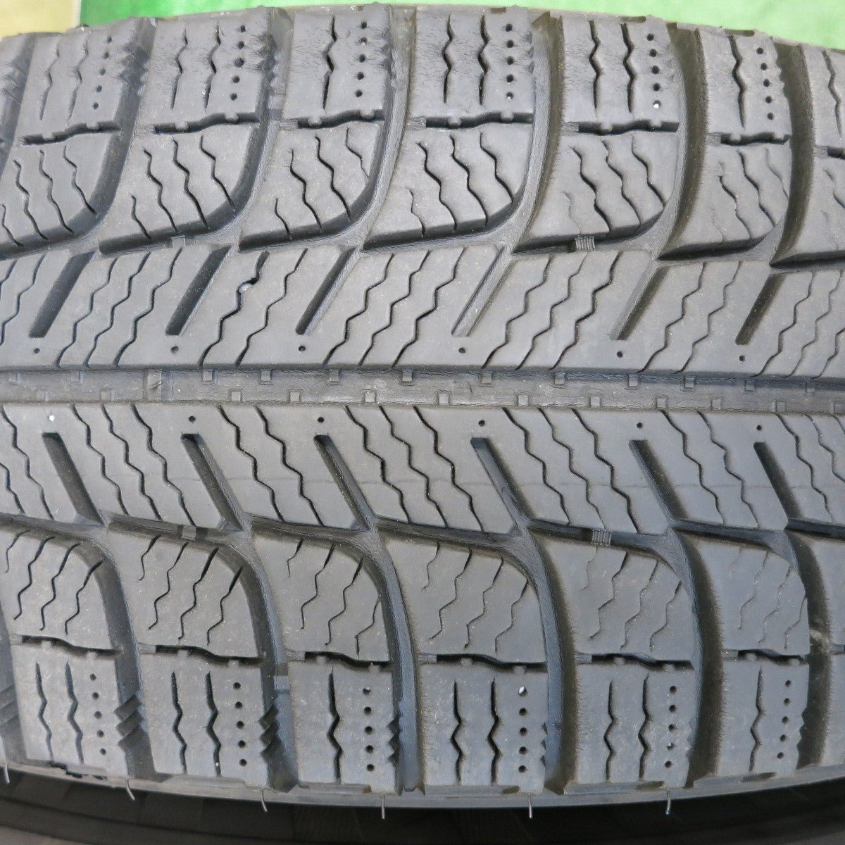 キレイ◎日産 NV350 キャラバン 純正 スチール 195/80R15 107/105R スタッドレス ミシュラン AGILIS X-ICE 15インチ PCD139.7/6H◎6071208HAス